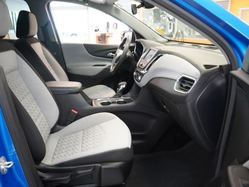 Used 2024 Chevrolet Equinox LS w/ LS Convenience Package FWD image 35