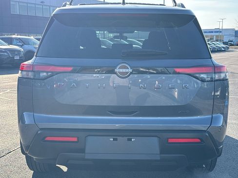 New 2026 Nissan Pathfinder SV image 39