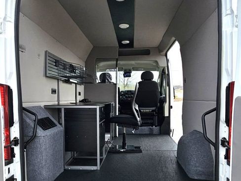 Used 2021 RAM ProMaster 1500 FWD image 12