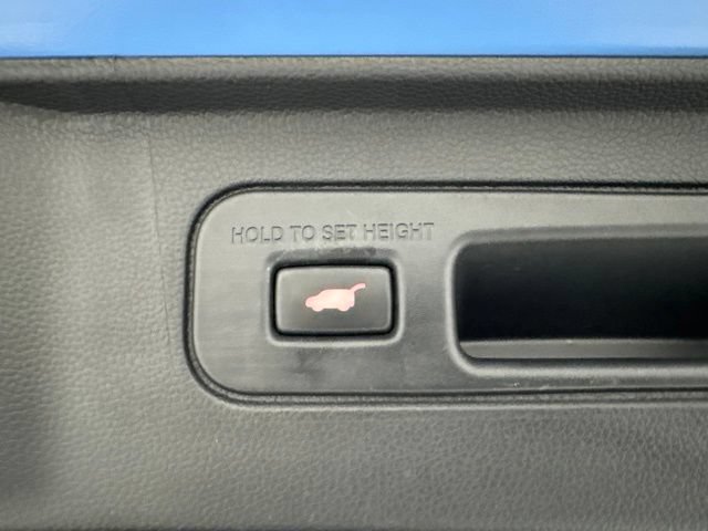 Used 2025 Honda Pilot TrailSport image 33