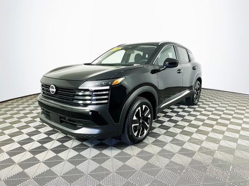 Certified 2026 Nissan Kicks SV w/ SV Premium Package AWD/4WD image 6