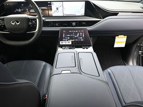 New 2026 INFINITI QX80 4WD image 28