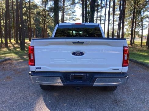 Used 2023 Ford F150 XLT image 4