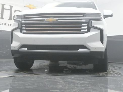 Used 2023 Chevrolet Tahoe High Country AWD/4WD image 4