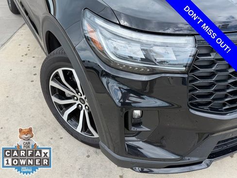 Used 2025 Ford Explorer ST-Line RWD image 2