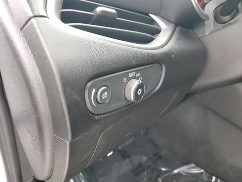 Used 2021 Chevrolet Malibu LS image 11