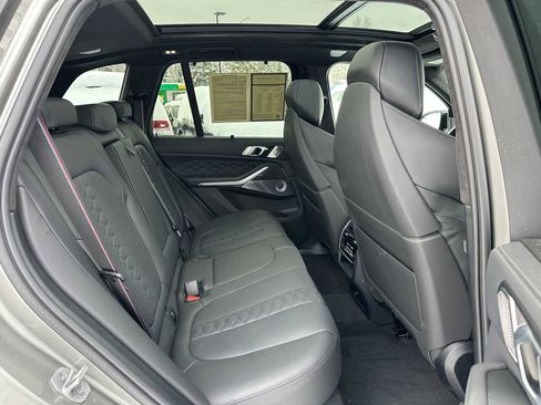 Used 2022 BMW X5 M w/ Competition Package 2 image 12
