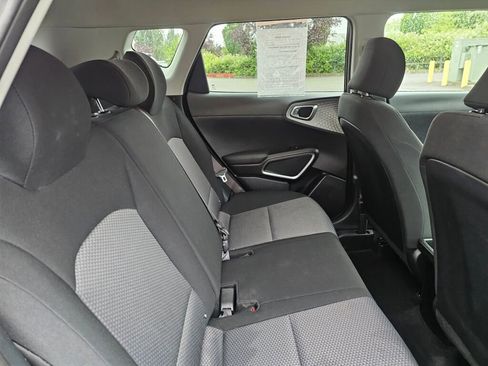 Used 2021 Kia Soul LX FWD image 15