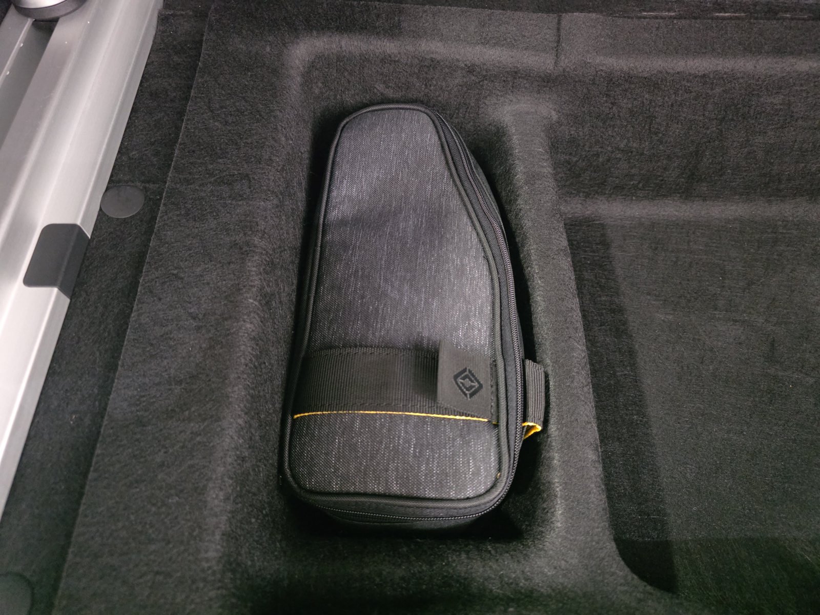 Used 2023 Rivian R1S Adventure Quad AWD/4WD image 34