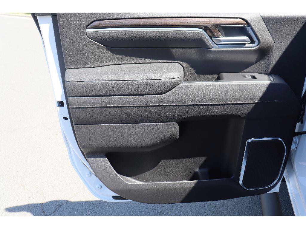 New 2026 Chevrolet Silverado 1500 RST w/ Safety Package AWD/4WD image 26