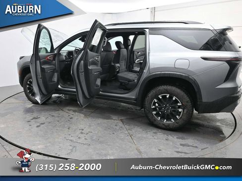 New 2026 Chevrolet Traverse Z71 image 37