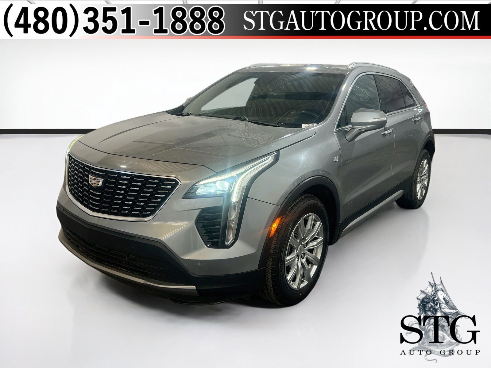 Used 2023 Cadillac XT4 Premium Luxury FWD image 1