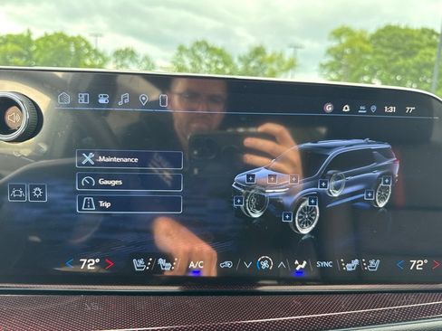 New 2026 Chevrolet Traverse RS w/ LPO, Floor Liner Package AWD/4WD image 49