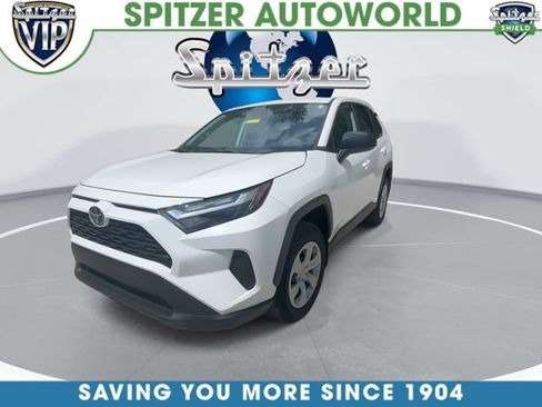 Used 2025 Toyota RAV4 LE AWD/4WD image 4