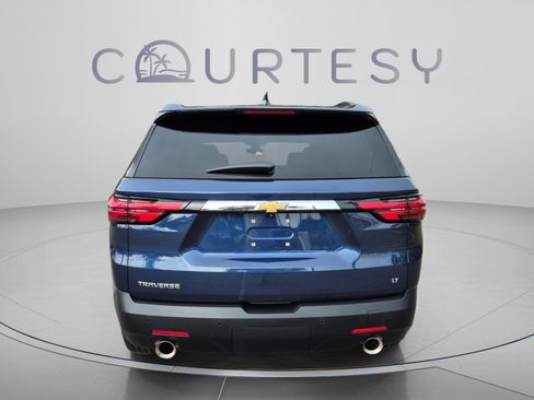 Used 2023 Chevrolet Traverse LT FWD image 4