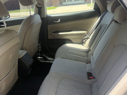Used 2016 Kia Optima LX FWD image 11