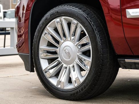 Used 2019 Cadillac Escalade Platinum image 62