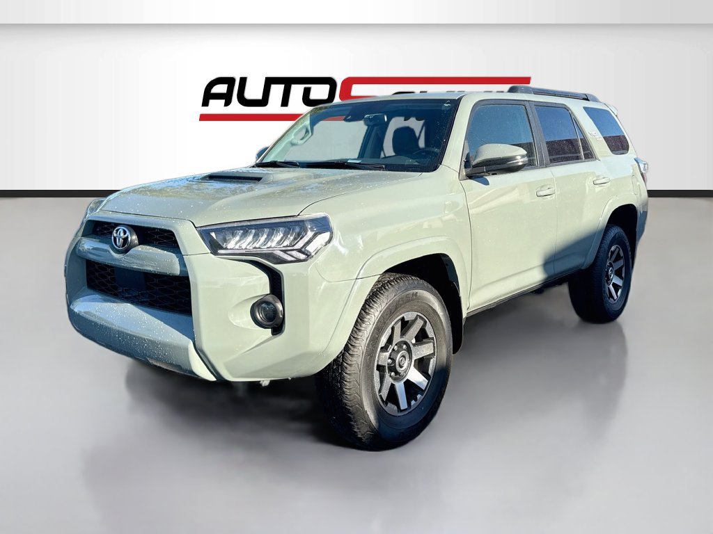 Used 2023 Toyota 4Runner TRD Off-Road Premium AWD/4WD image 3