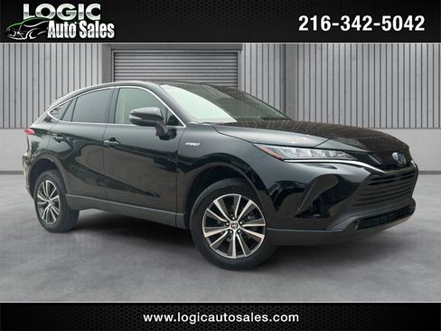 Used 2021 Toyota Venza LE AWD/4WD image 1