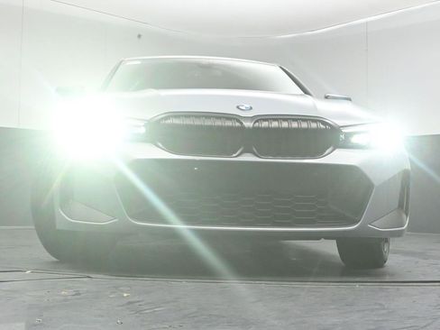 Used 2023 BMW 330i xDrive Sedan w/ M Sport Package image 33