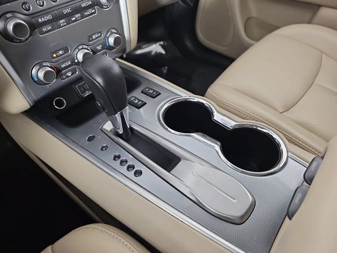 Used 2020 Nissan Pathfinder SL FWD image 23