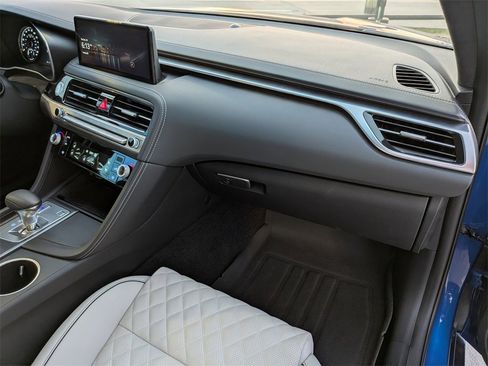 Used 2025 Genesis G70 3.3T Advanced w/ Sport Prestige Package image 16