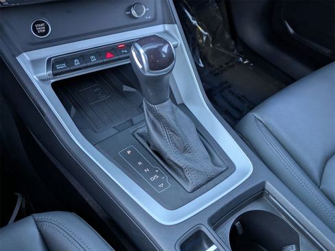 Used 2024 Audi Q3 2.0T Premium w/ Convenience Package image 14