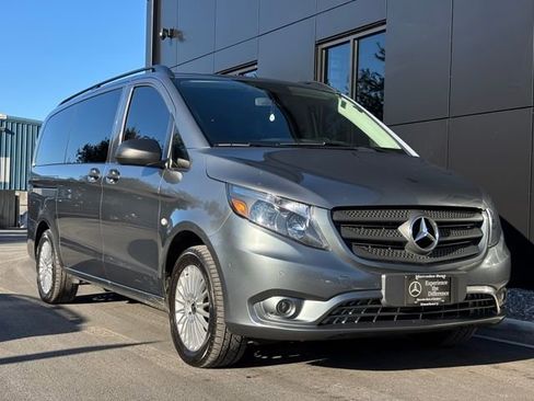 Used 2021 Mercedes-Benz Metris Passenger image 9