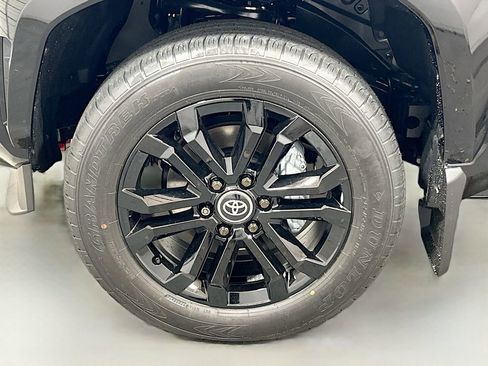 New 2026 Toyota 4Runner 4WD image 8