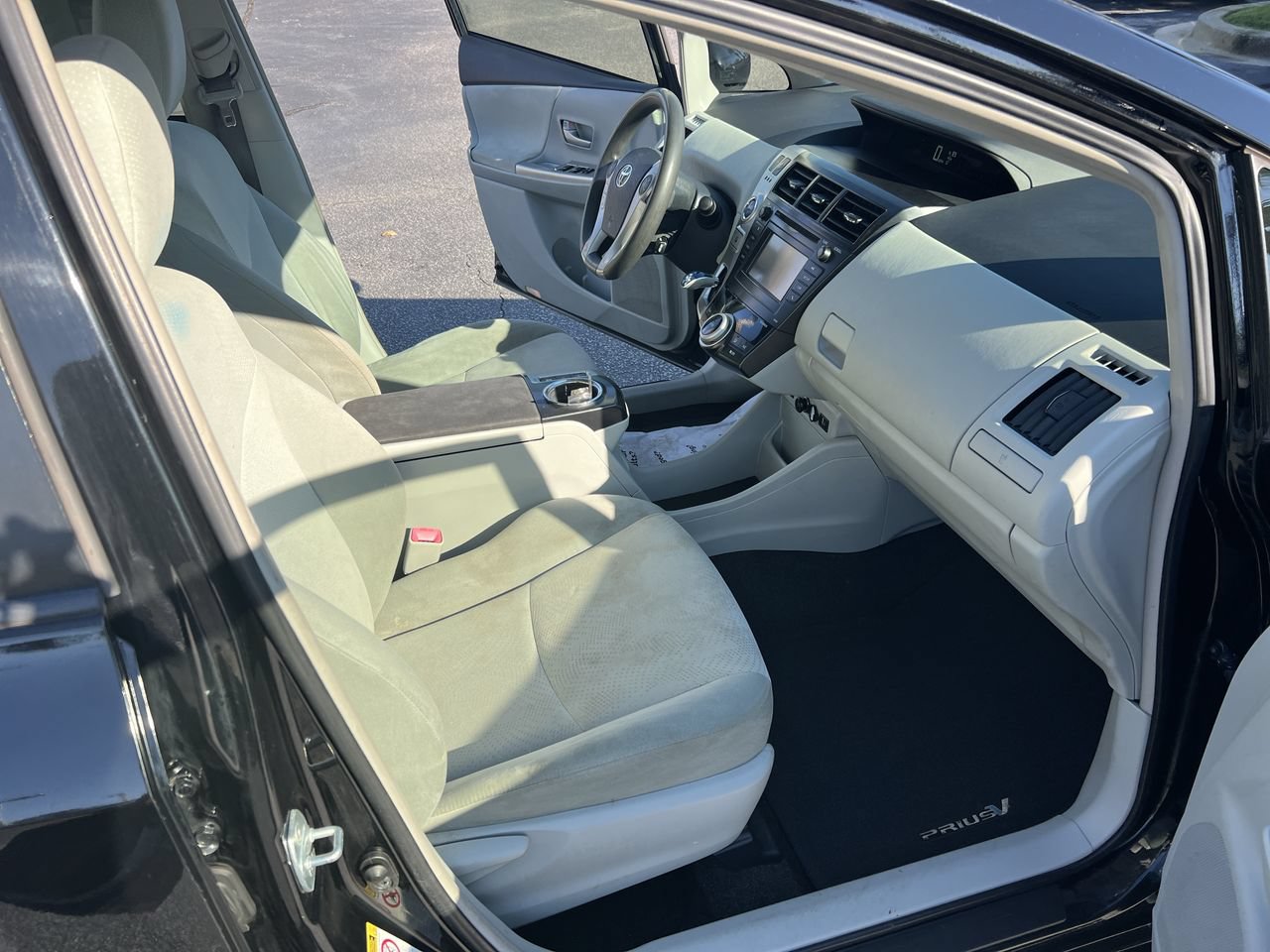 Used 2012 Toyota Prius V Two FWD image 35