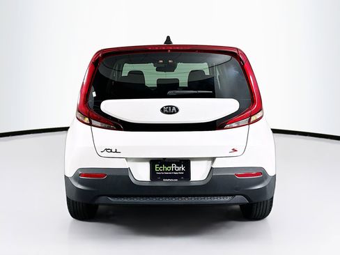 Used 2021 Kia Soul S FWD image 7