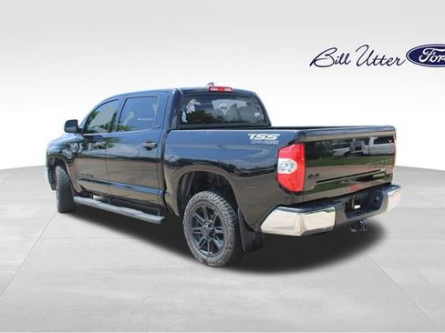 Used 2020 Toyota Tundra SR5 w/ SR5 Upgrade Package image 7