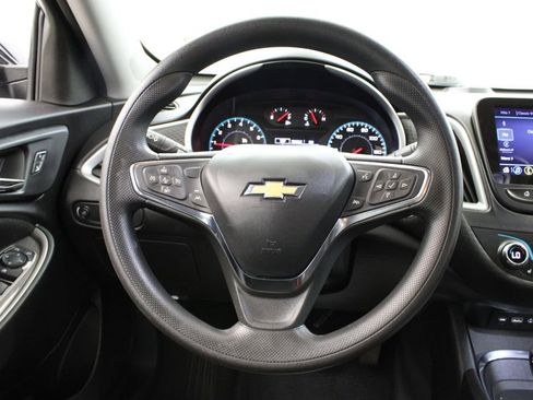 Used 2024 Chevrolet Malibu LT image 21
