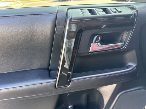 Used 2023 Toyota 4Runner TRD Off-Road Premium w/ Off Road Premium Plus Package image 10