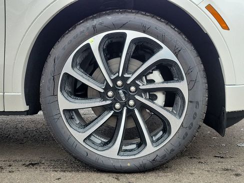 New 2026 Lincoln Nautilus Black Label image 9