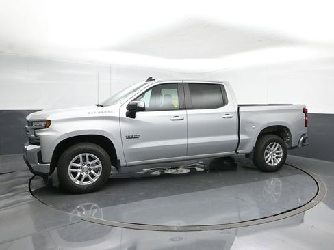 Used 2021 Chevrolet Silverado 1500 LT image 2
