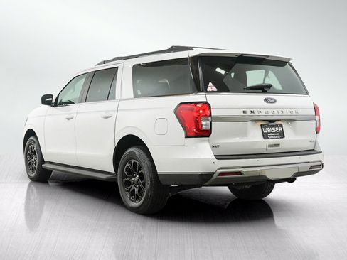 Used 2024 Ford Expedition Max XLT AWD/4WD image 3