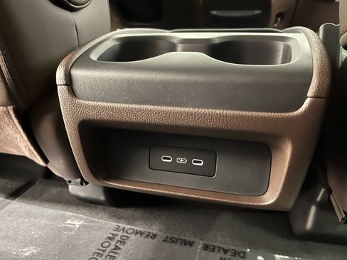 New 2026 Honda Odyssey Touring image 24