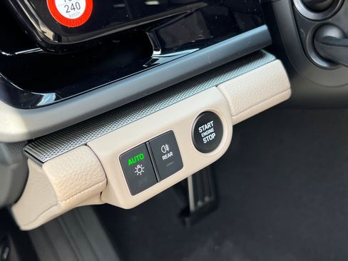 New 2026 Porsche Panamera 4 image 33