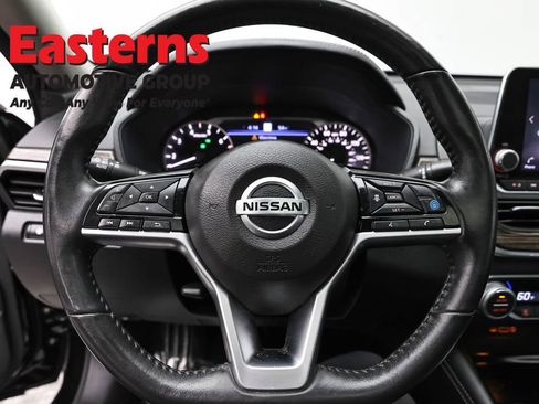 Used 2022 Nissan Altima 2.5 SL AWD/4WD image 10