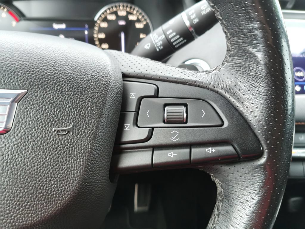Used 2019 Cadillac XT4 Sport AWD/4WD image 27