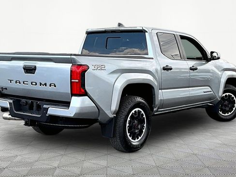 Used 2024 Toyota Tacoma TRD Off-Road w/ TRD Off Road Upgrade Package AWD/4WD image 6