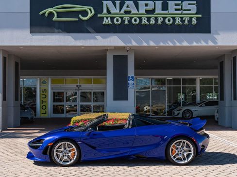 Used 2024 McLaren 750S Spider image 34