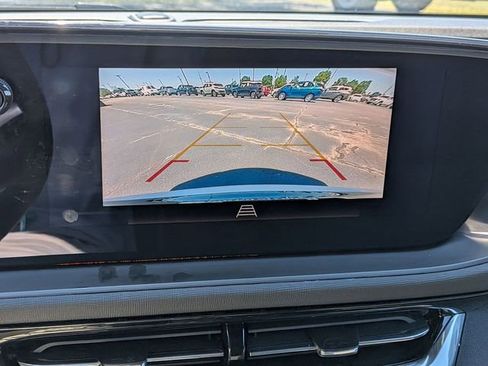 Used 2025 Buick Envista Sport Touring w/ Convenience I Package FWD image 24