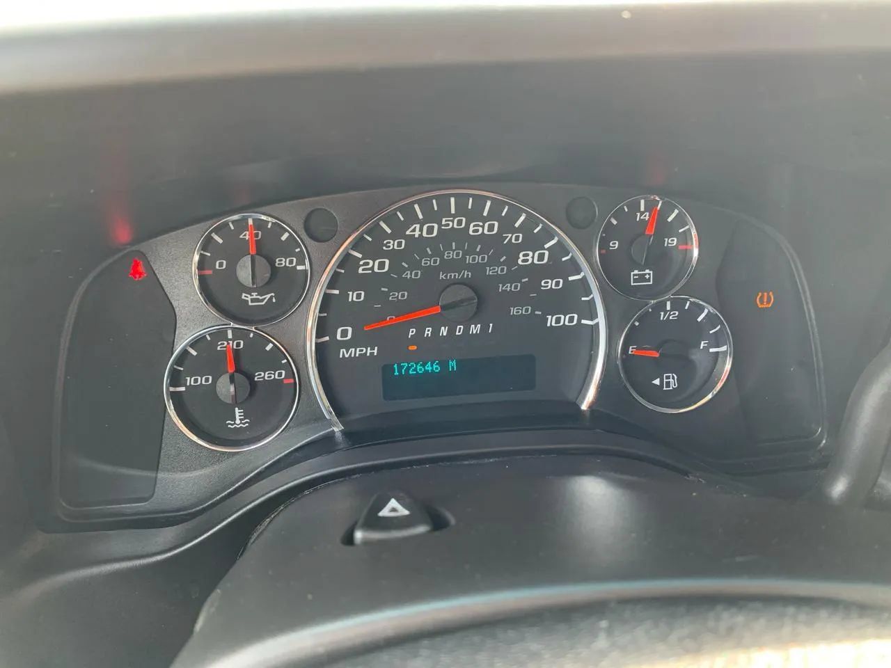 Used 2017 Chevrolet Express 2500 RWD image 12