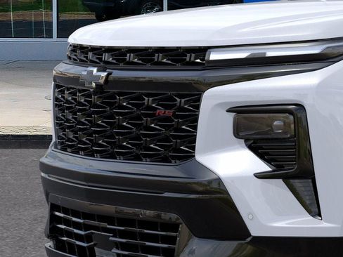 New 2026 Chevrolet Traverse RS w/ LPO, Floor Liner Package image 37