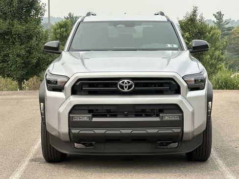 Used 2026 Toyota 4Runner SR5 RWD image 19
