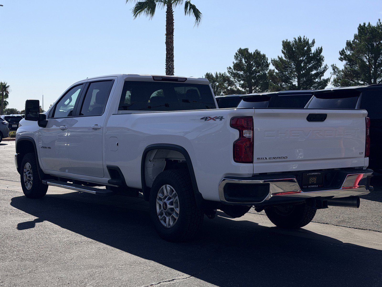 Used 2025 Chevrolet Silverado 2500 LT w/ Convenience Package AWD/4WD image 4