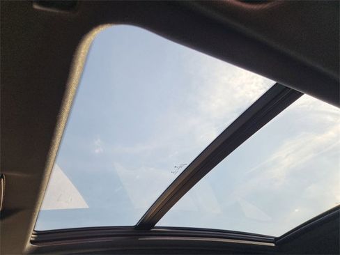 Used 2019 BMW X3 sDrive30i w/ Driving Assistance Package image 18