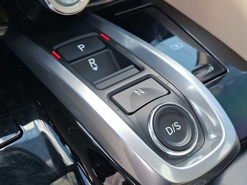 Used 2023 Acura MDX SH-AWD image 16